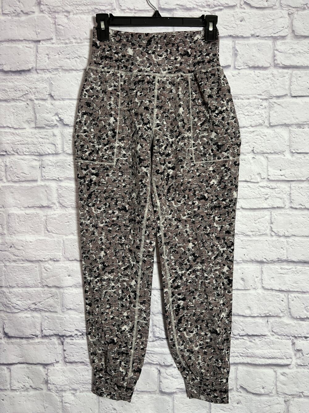 Athleta Salutation Textured Jogger SIZE S Purple Gray Print Tapered Ankle Pants